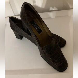 Stuart‎ Weitzman womens sz 8.5AA chocolate polished croc print heels pumps shoes